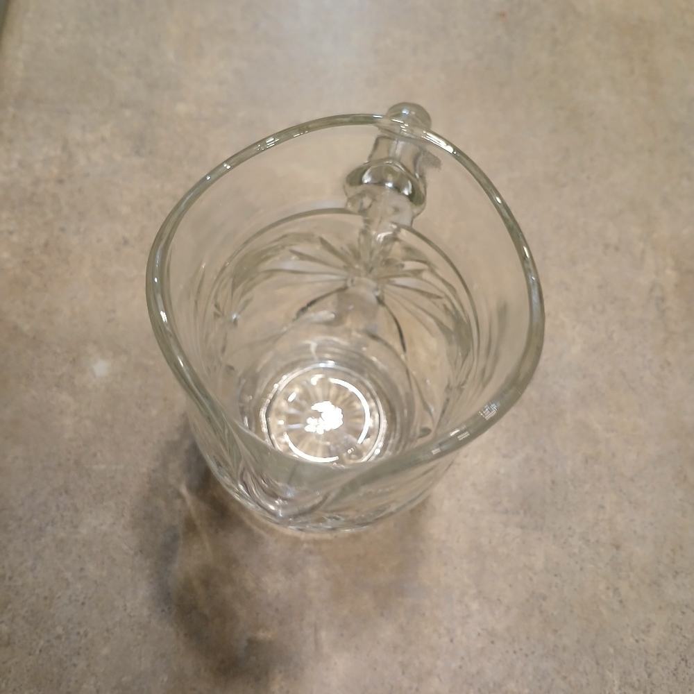 Anchor Hocking Clear Glass Starburst Pitcher - Picture 7 of 10